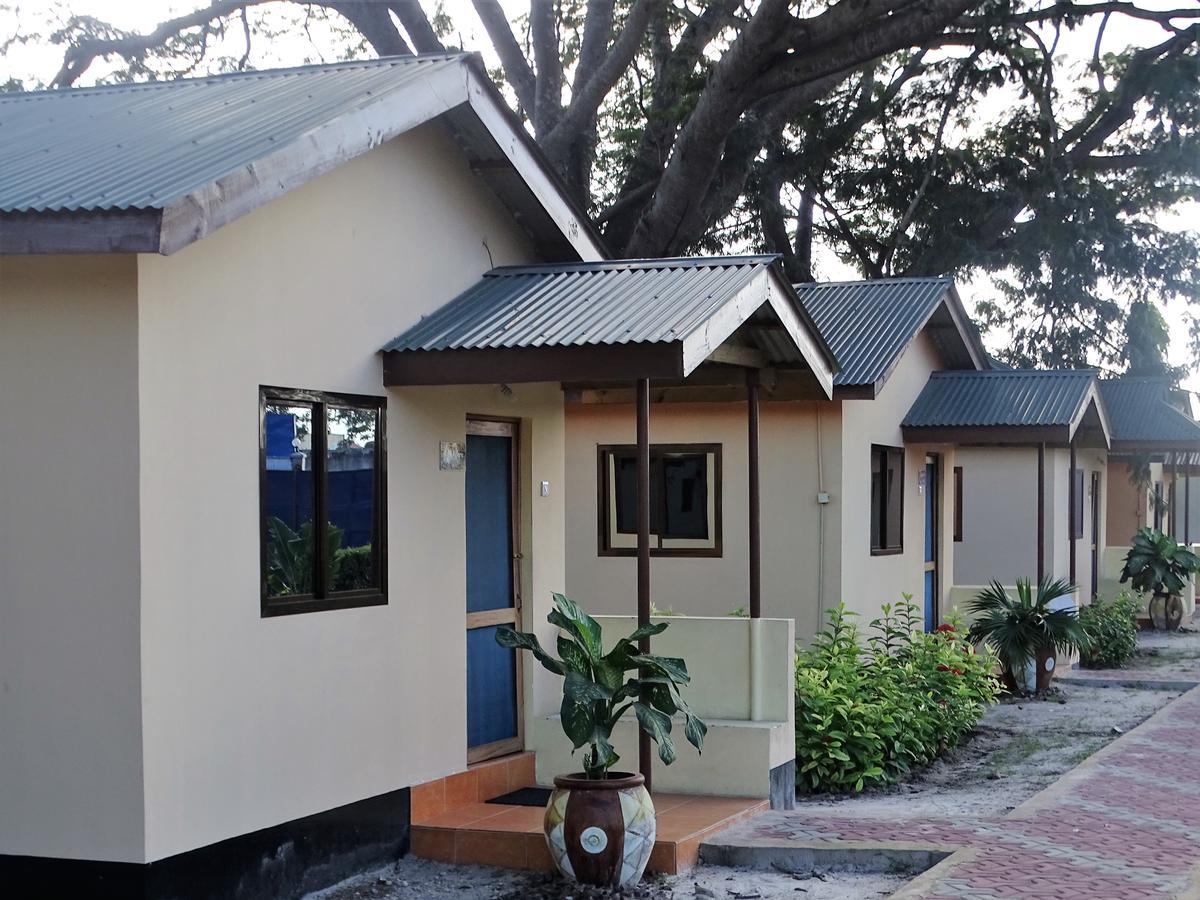 Mgulani Lodge Hotel Dar es Salaam Buitenkant foto